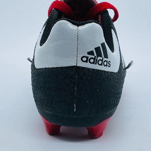 Adidas Cleats- Boys size 10K - Picture 3 of 9